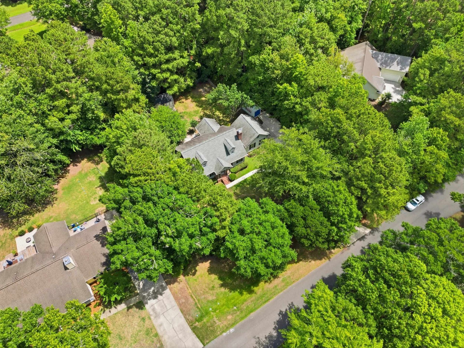 329 Great Lakes Rd.  Photo 54