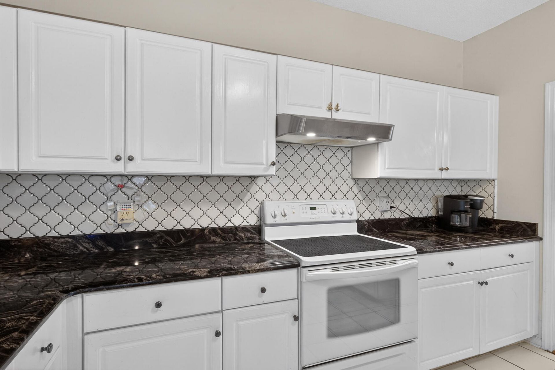 141 Isherwood Drive Photo 36