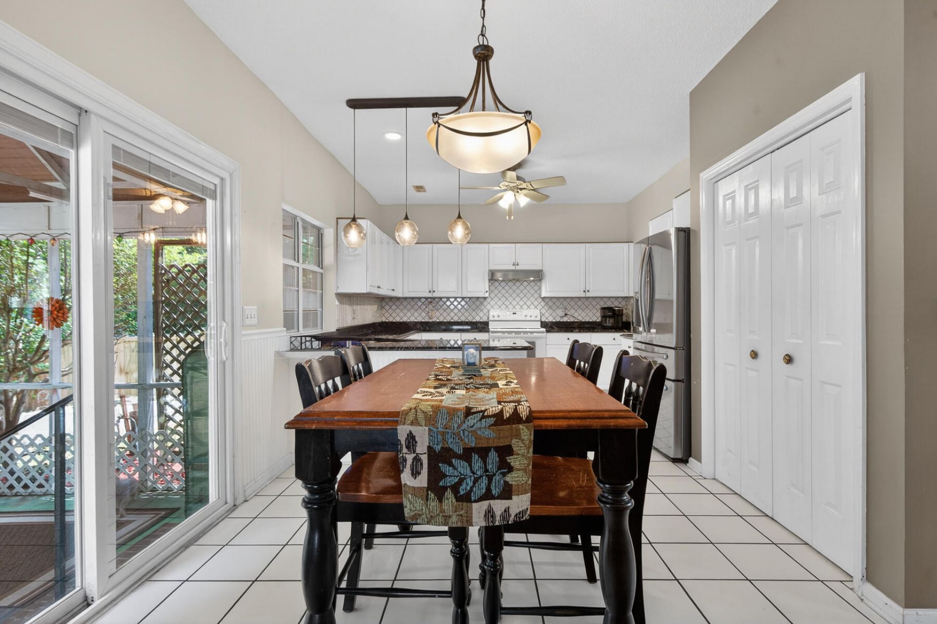 141 Isherwood Drive Photo 45
