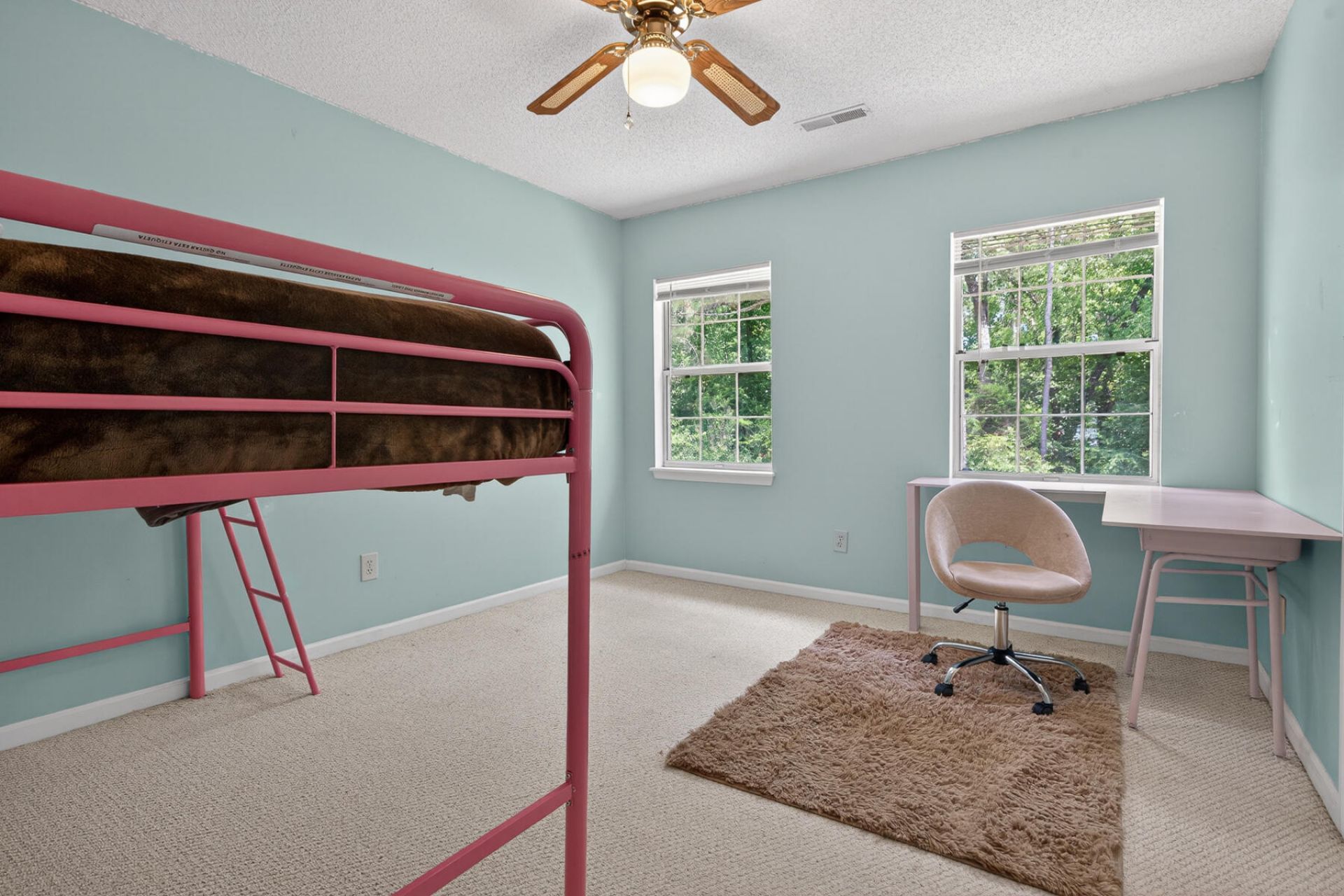 141 Isherwood Drive Photo 60