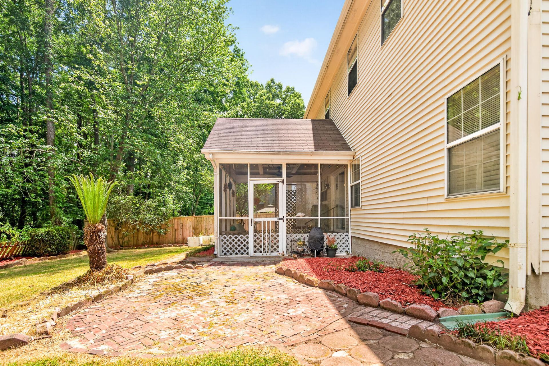141 Isherwood Drive Photo 80