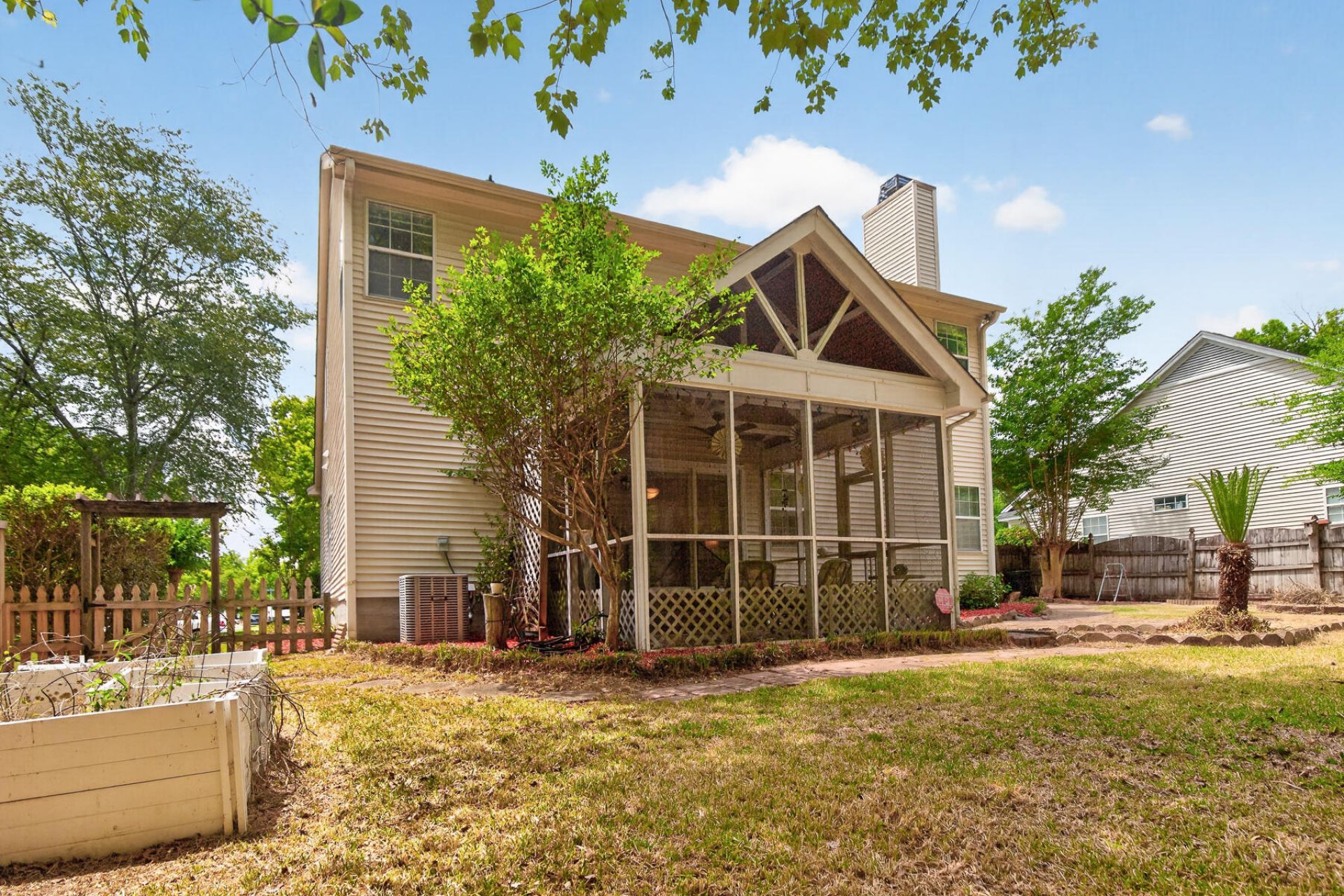 141 Isherwood Drive Photo 83