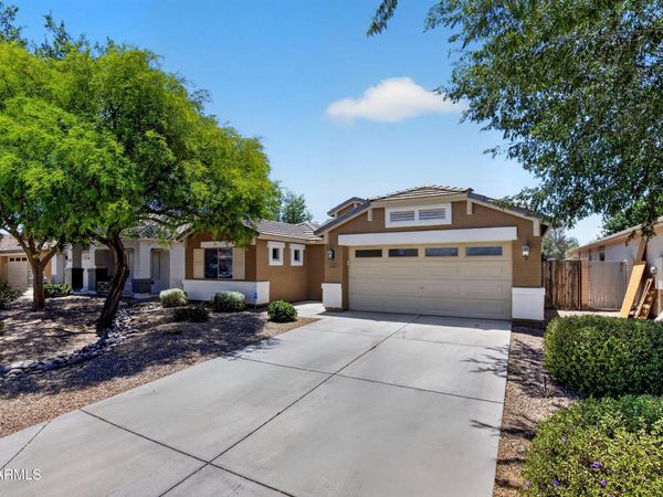1401 E JEANNE Lane, San Tan Valley, AZ 85140