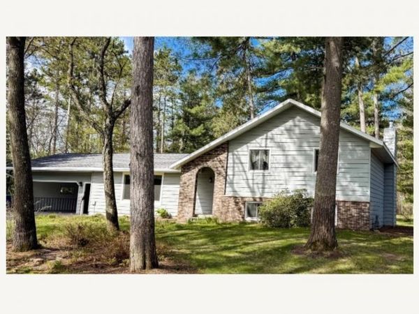 2015 CIRCLE DRIVE, Kronenwetter, WI 54455