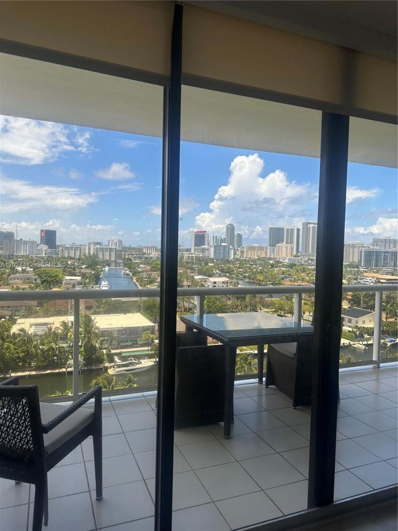 3640 Yacht Club Dr , Unit 1403, Aventura, FL 33180 Photo