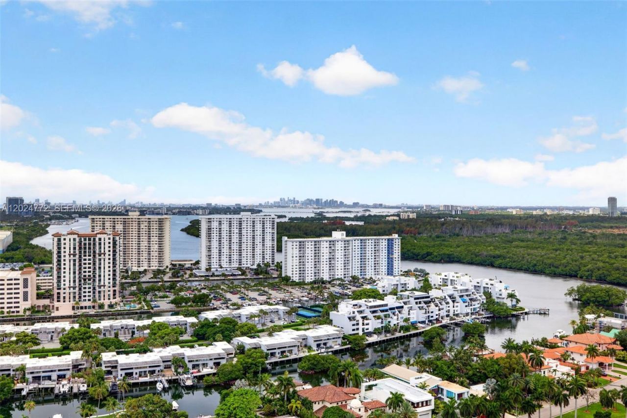 16500 Collins Ave, Unit TS-3, Sunny Isles Beach, FL 33160 Photo