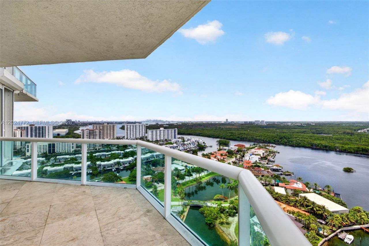 16500 Collins Ave, Unit TS-3, Sunny Isles Beach, FL 33160 Photo