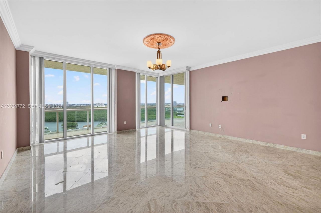 16500 Collins Ave, Unit TS-3, Sunny Isles Beach, FL 33160 Photo