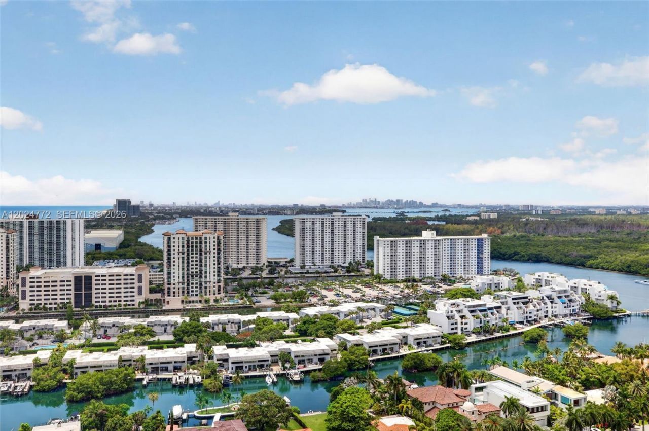 16500 Collins Ave, Unit TS-3, Sunny Isles Beach, FL 33160 Photo