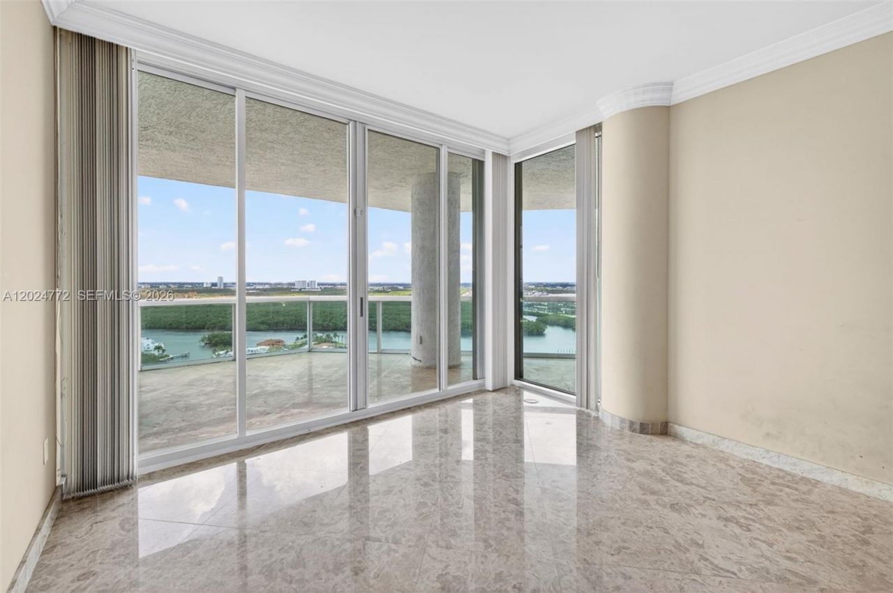 16500 Collins Ave, Unit TS-3, Sunny Isles Beach, FL 33160 Photo