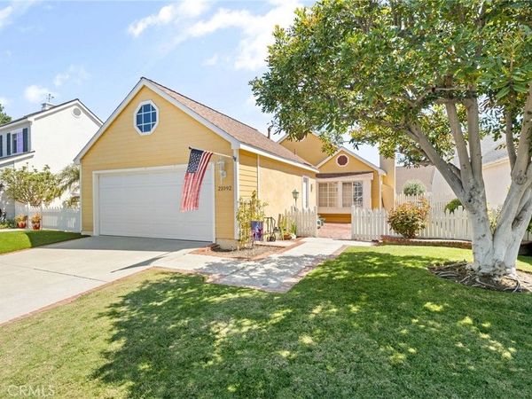 21092 Cedar Lane, Mission Viejo, CA 92691