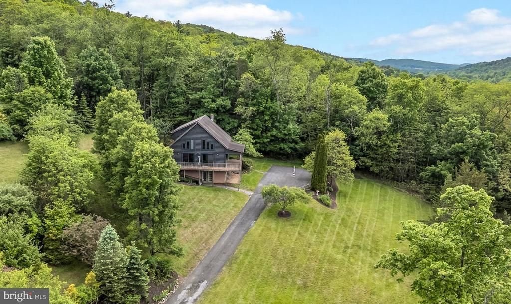 210 LIGHT ROAD , LIVERPOOL, PA 17045