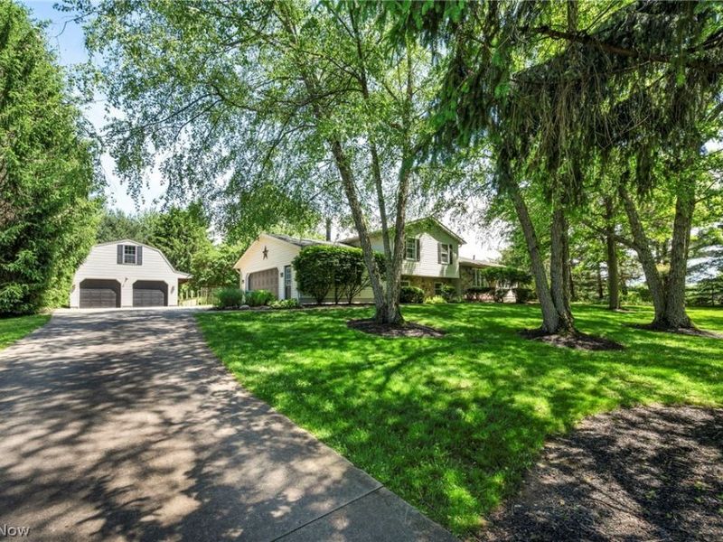 1070 Congress Lake Road , Mogadore, OH 44260 Photo 2