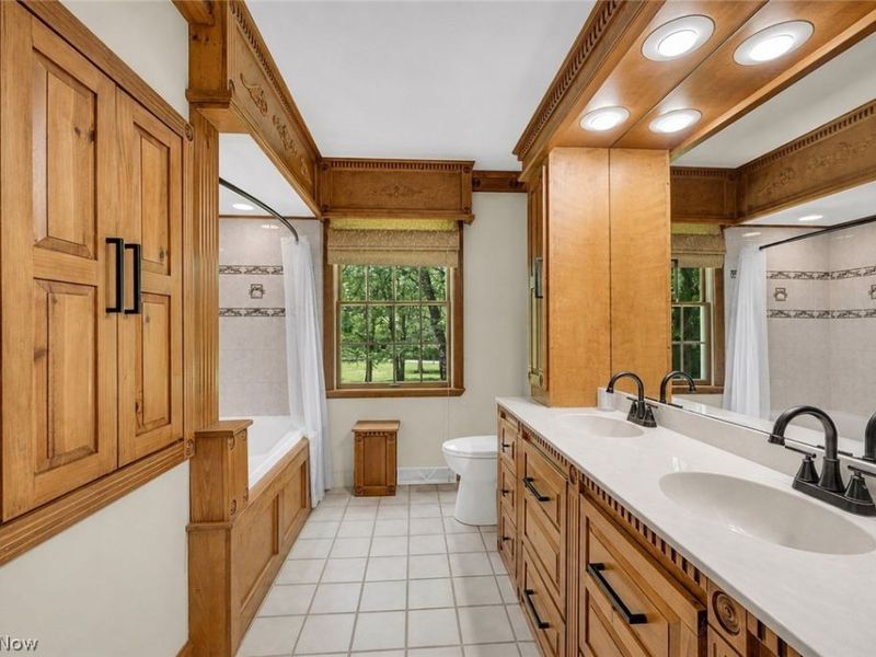 1070 Congress Lake Road , Mogadore, OH 44260 Photo 9