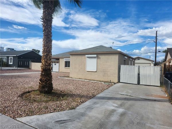 4624 Evergreen Place , Las Vegas, NV 89107