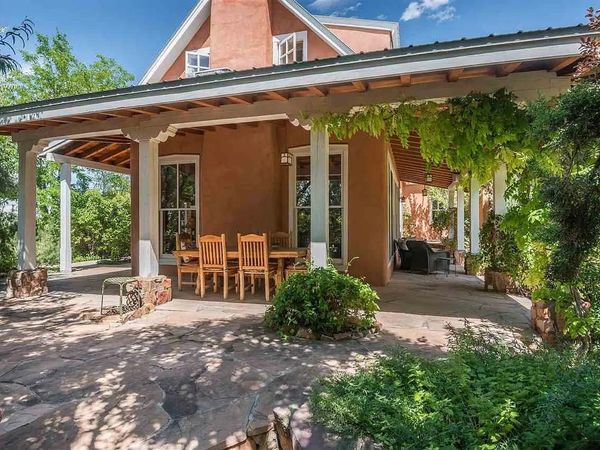 30 Estrellas De Tano, Santa Fe, NM 87506