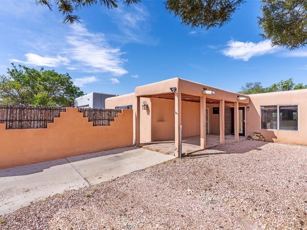 1198 Morning Drive , Santa Fe, NM 87507