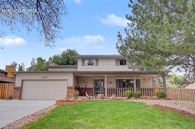 250 Silver Spring Drive, Colorado Springs, CO 80919 Main Photo