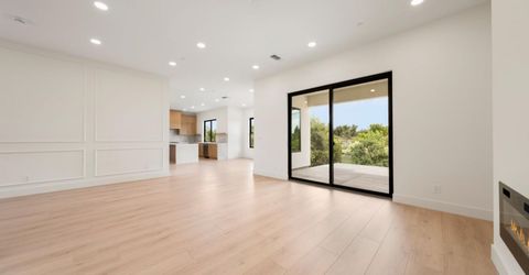 405 East St, Roseville, CA 95678 Photo