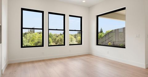 405 East St, Roseville, CA 95678 Photo