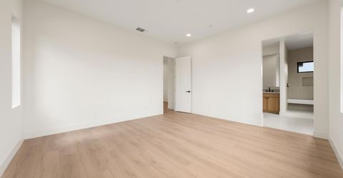 405 East St, Roseville, CA 95678 Photo