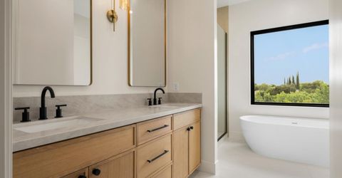 405 East St, Roseville, CA 95678 Photo