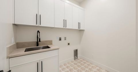 405 East St, Roseville, CA 95678 Photo