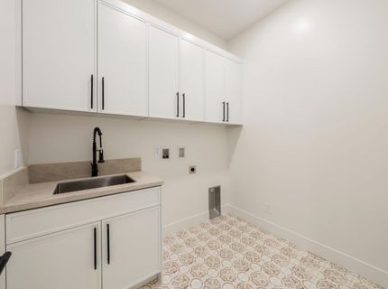 405 East St, Roseville, CA 95678 Photo