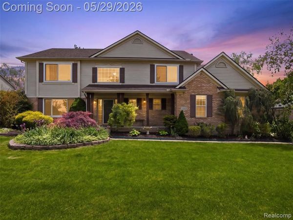 47525 River Woods Drive, CANTON, MI 48188