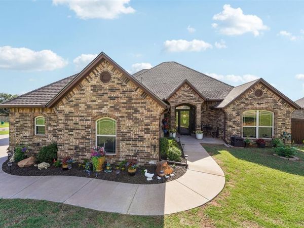 1898 Doc Bar Avenue, Blanchard, OK 73010