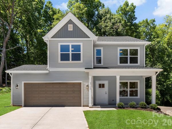 2100 Congress Court, Kannapolis, NC 28083