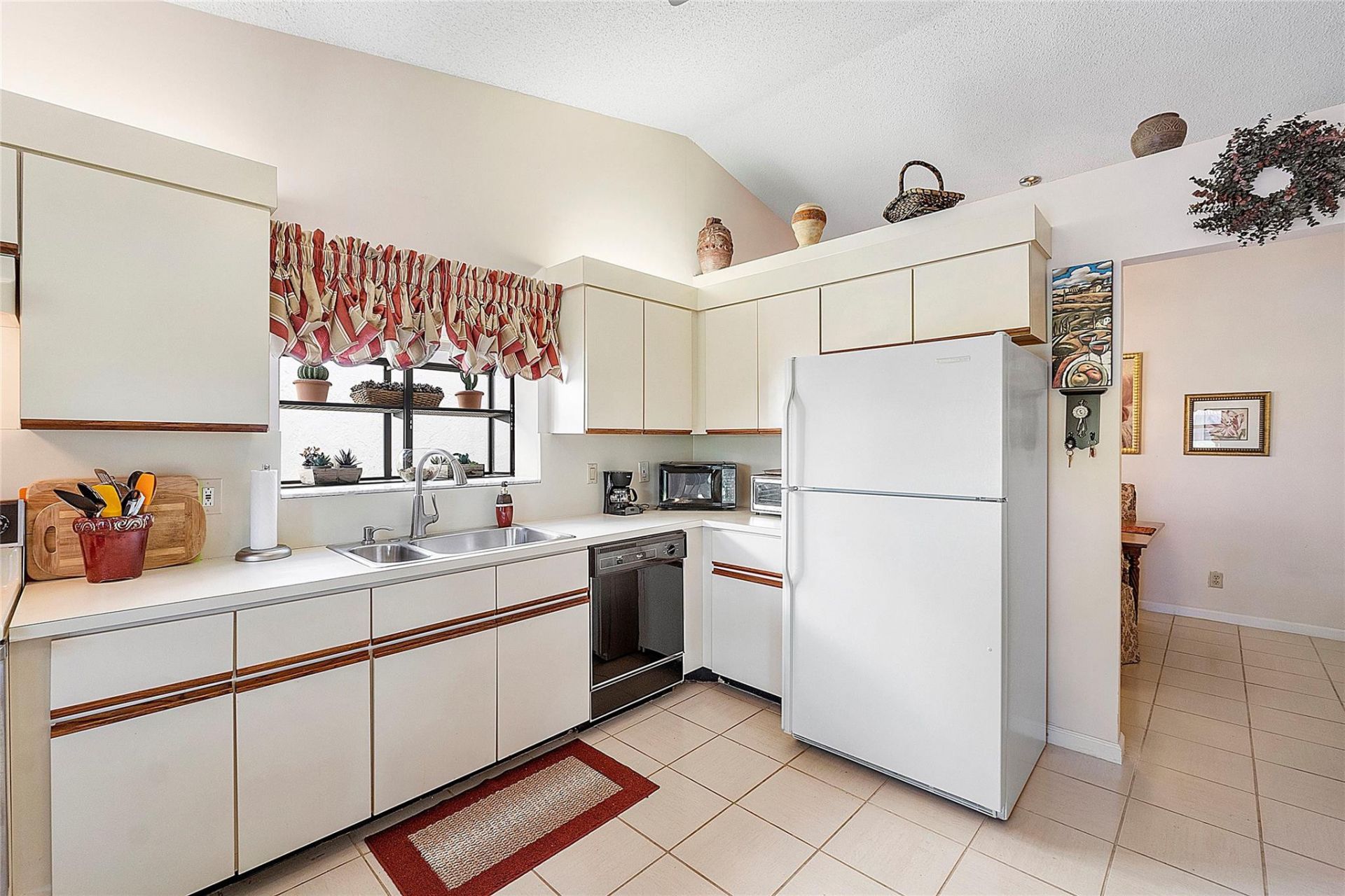 31 Columbia Court, Deerfield Beach, FL 33442 Photo