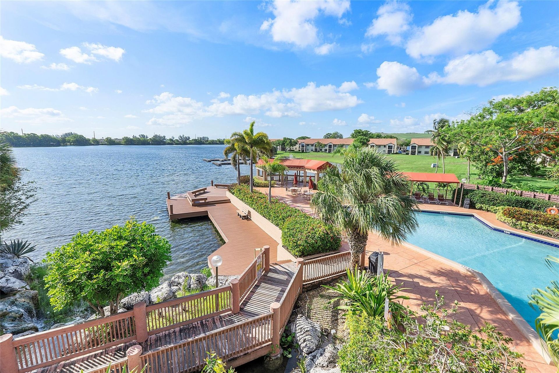 31 Columbia Court, Deerfield Beach, FL 33442 Photo