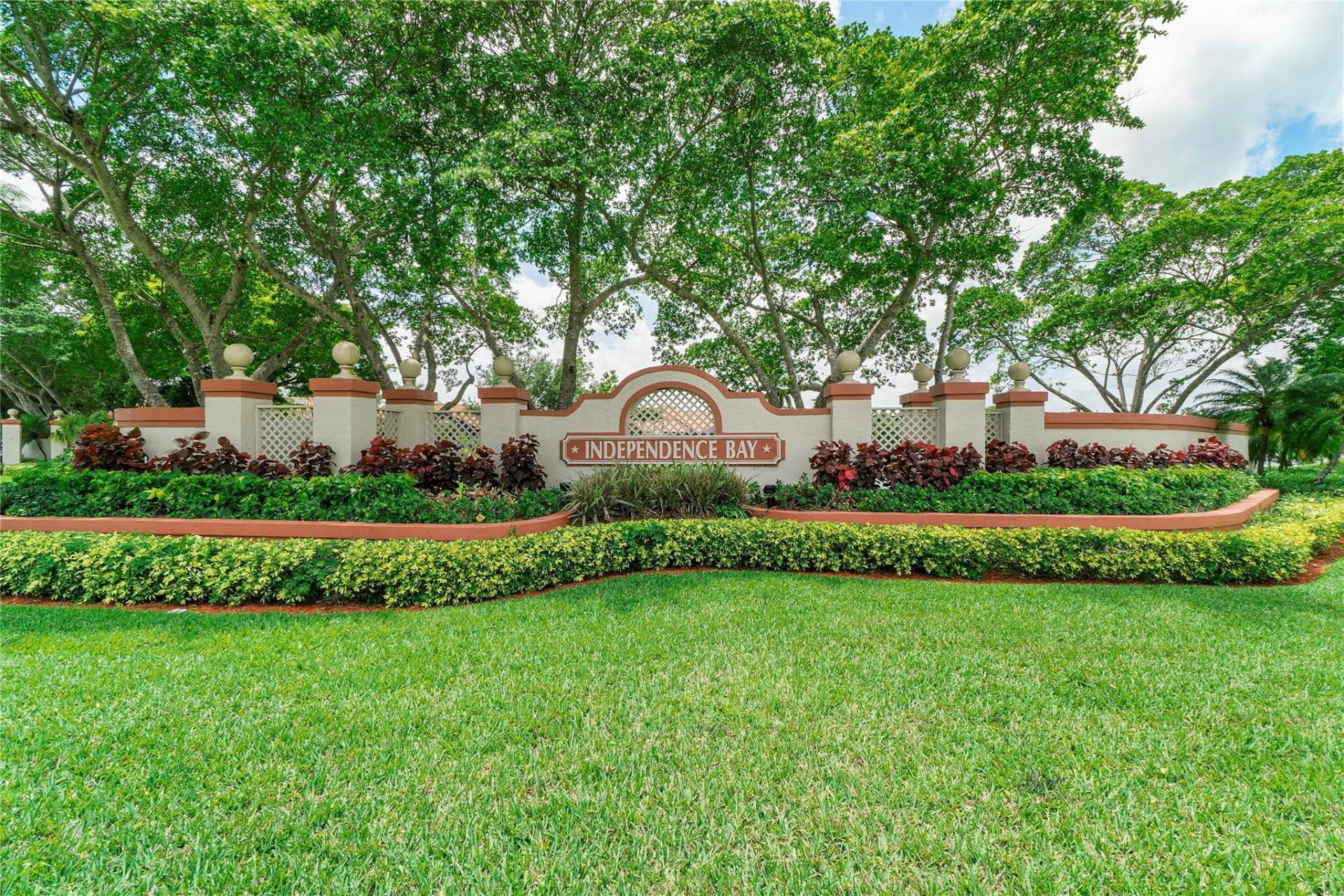 31 Columbia Court, Deerfield Beach, FL 33442 Photo