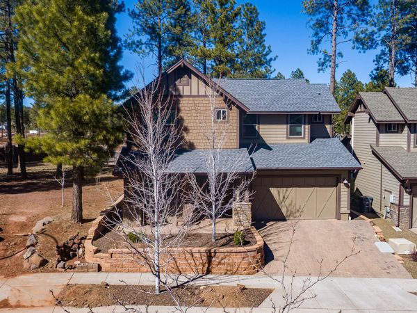 2911 S PEPITA Drive, Flagstaff, AZ 86001