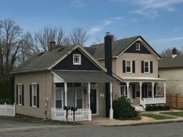 15 Main Street, Clinton, NJ 08801