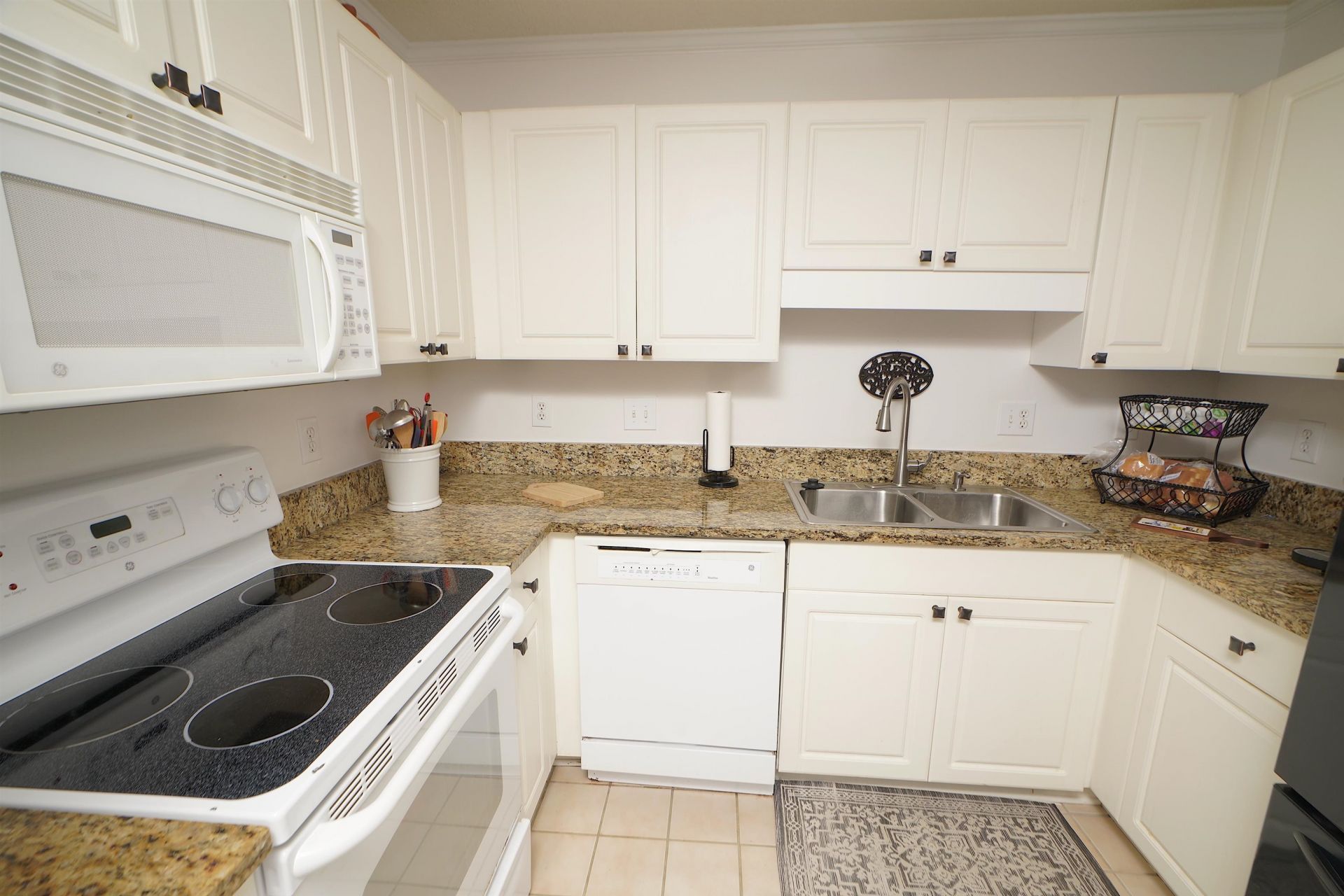 9772 Leyland Dr.  Photo 9