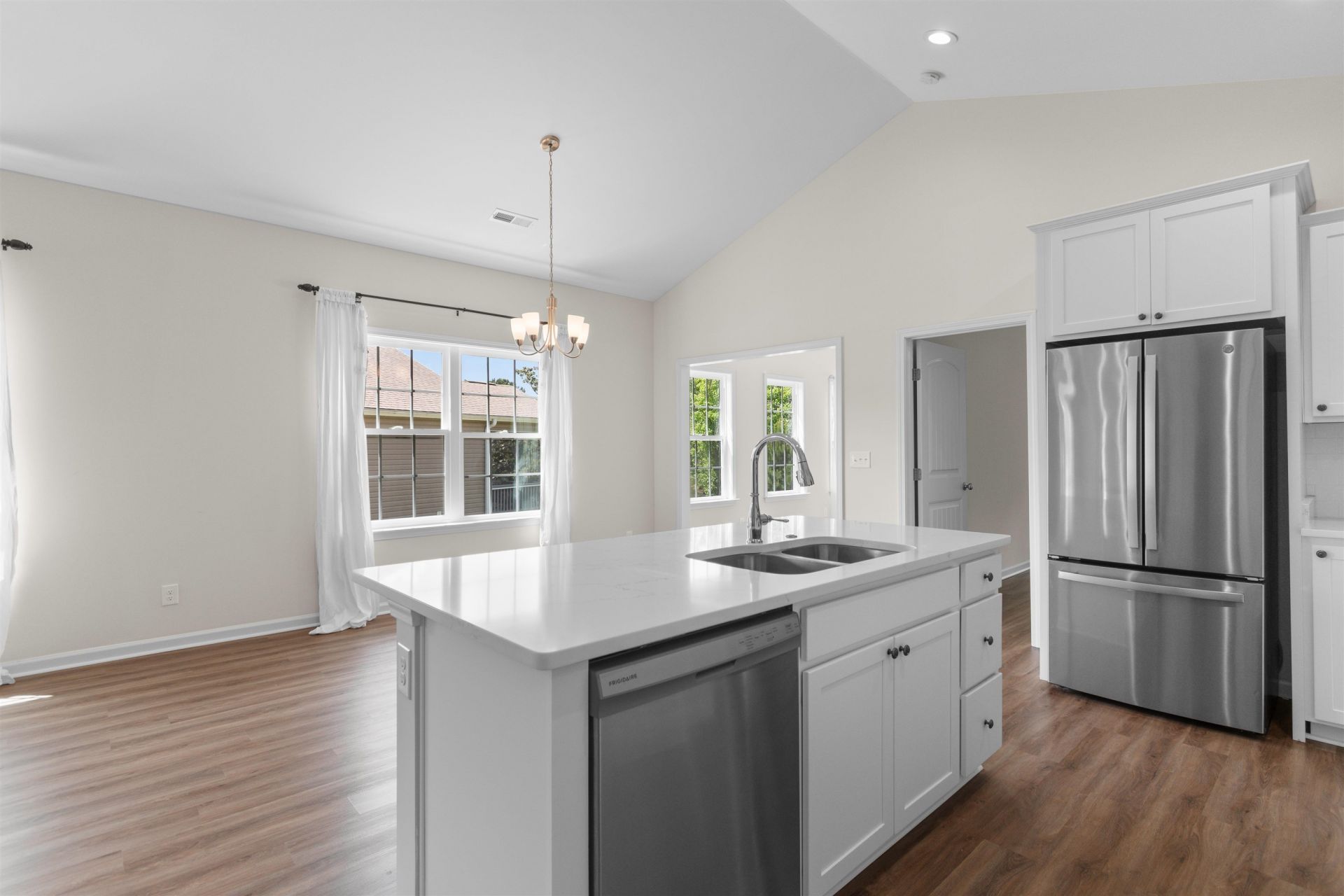 503 Grain Field Dr.  Photo 7