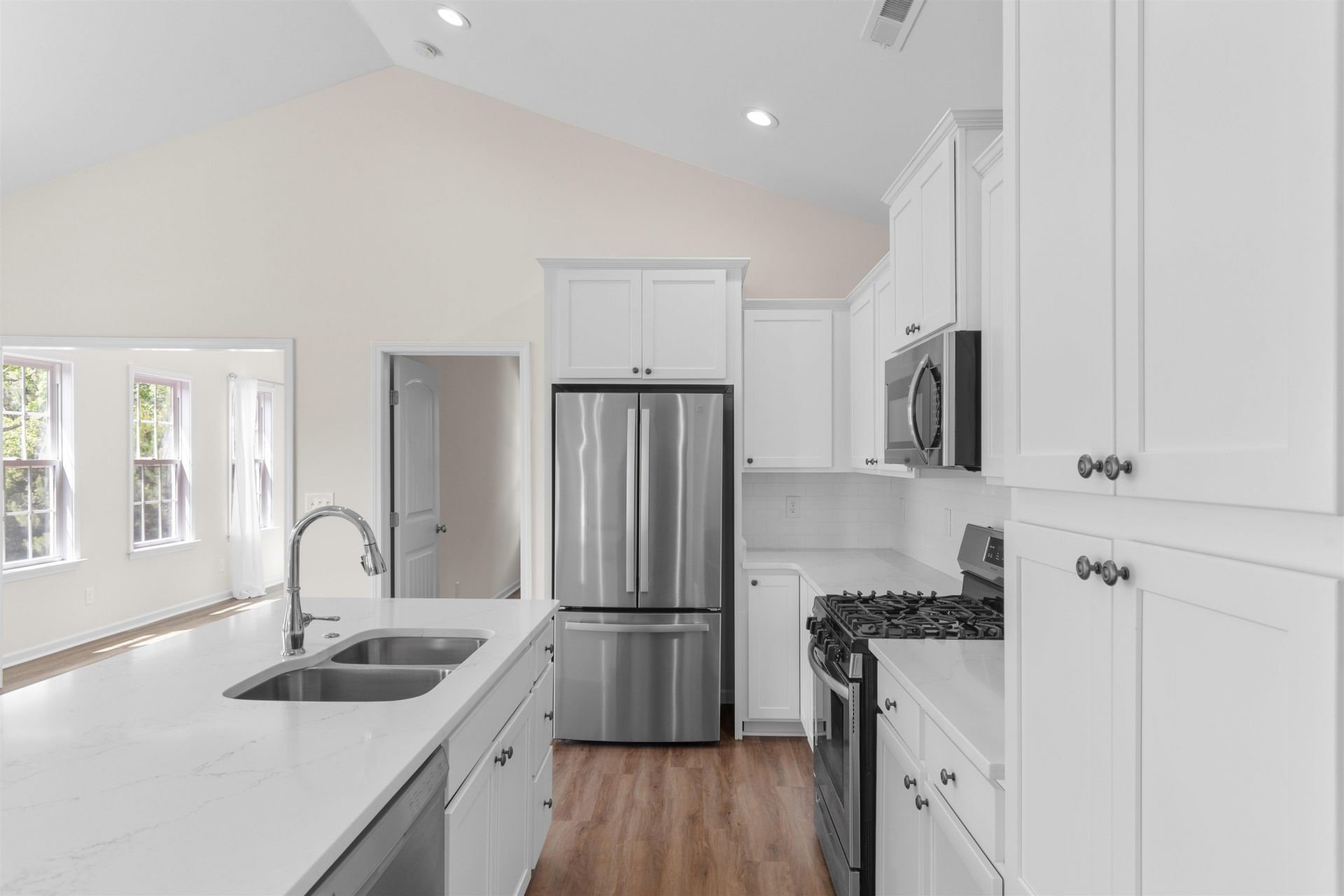 503 Grain Field Dr.  Photo 8
