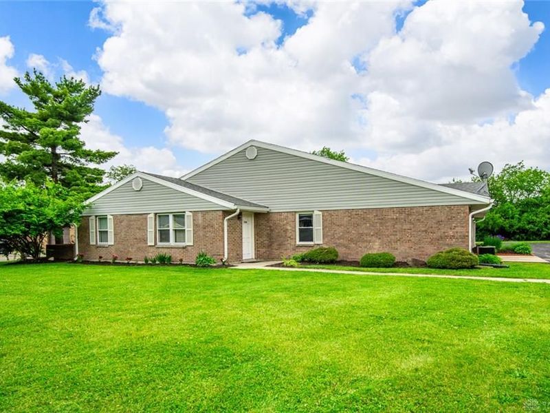 7709 Essington Circle, Washington Township, OH 45459 Photo 1