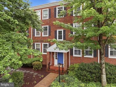2832 S ABINGDON STREET , Unit B1, ARLINGTON, VA 22206