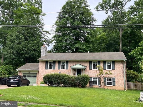 8711 BRAEBURN DRIVE, ANNANDALE, VA 22003
