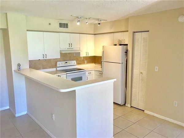 7864 Sonoma Springs Circle, Unit 104, Lake Worth, FL 33463