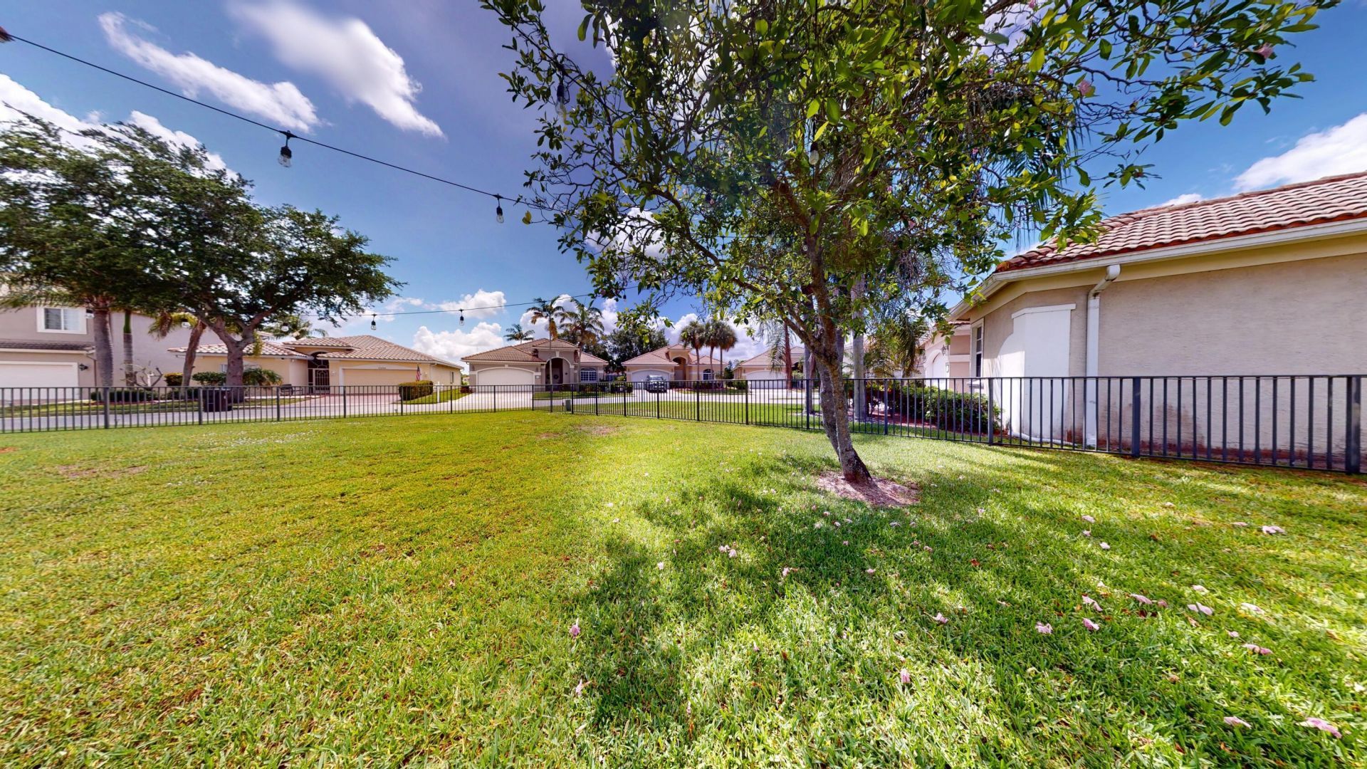 8586 White Cay, West Palm Beach, FL 33411 Photo