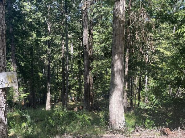 3710 Frigate Rd , Pender Island, BC V0N 2M2