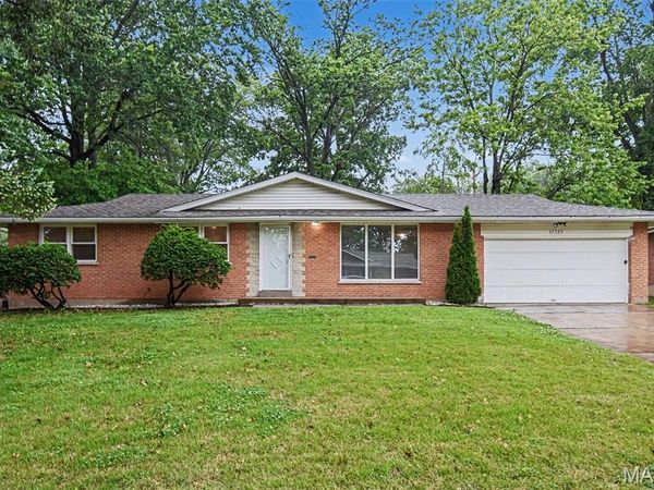 11523 Withersfield Drive, Kirkwood, MO 63138