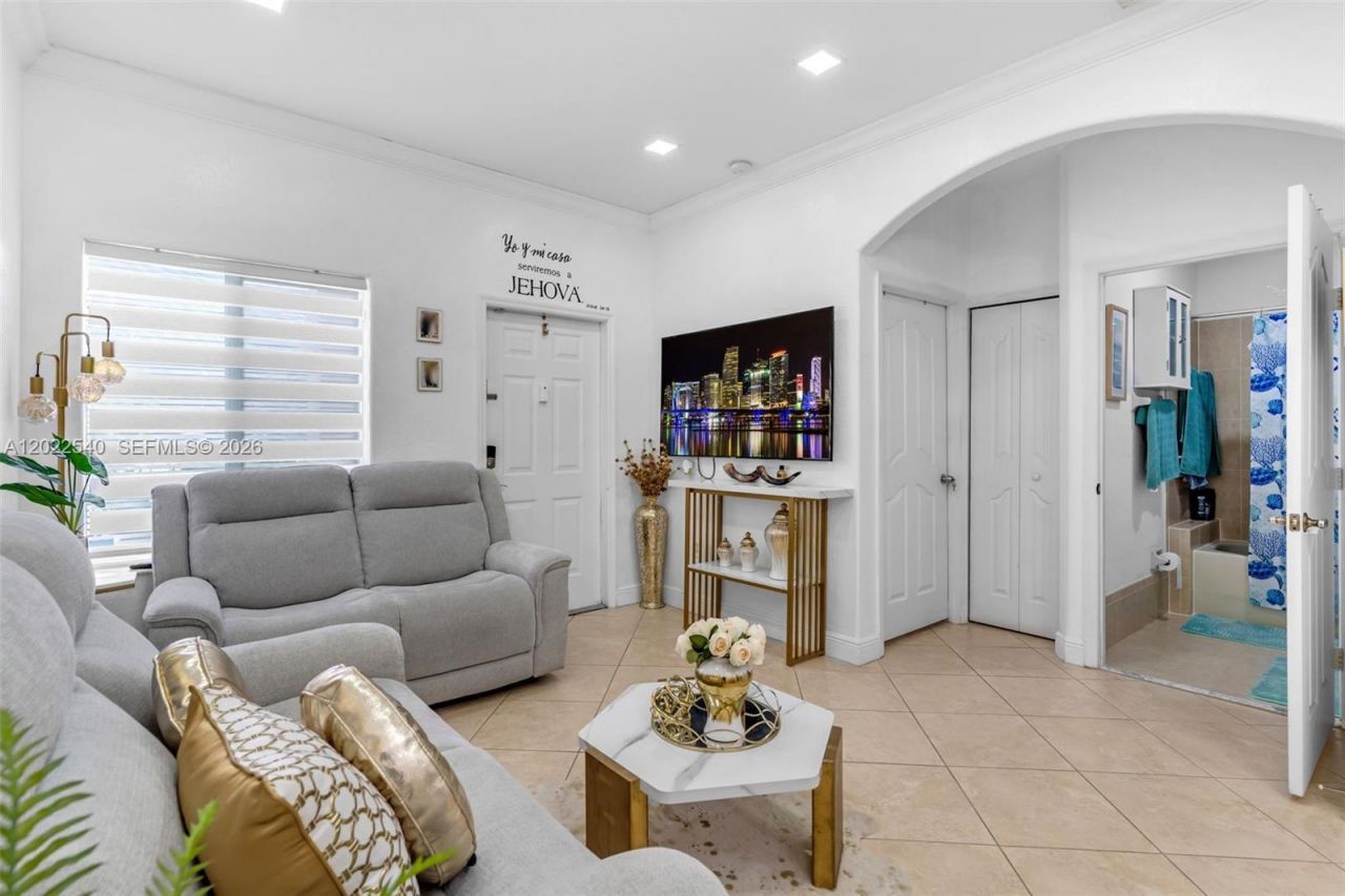 13268 Old Biscayne Dr , Unit 204, Homestead, FL 33033 Photo