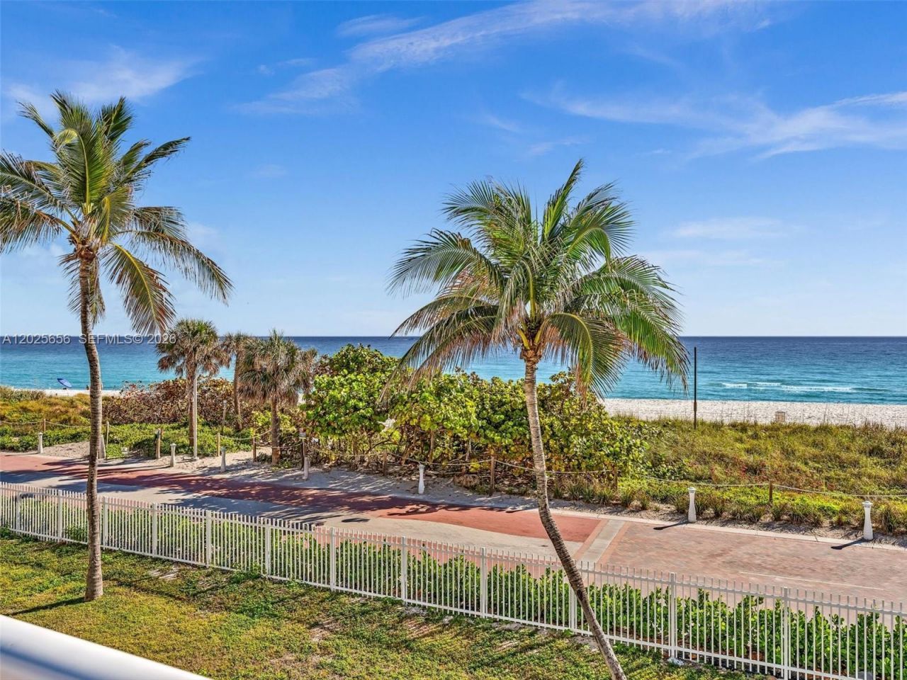 5401 Collins Ave, Unit 107, Miami Beach, FL 33140 Photo