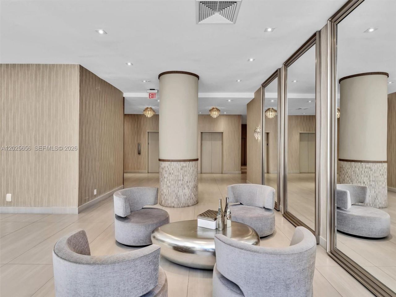 5401 Collins Ave, Unit 107, Miami Beach, FL 33140 Photo