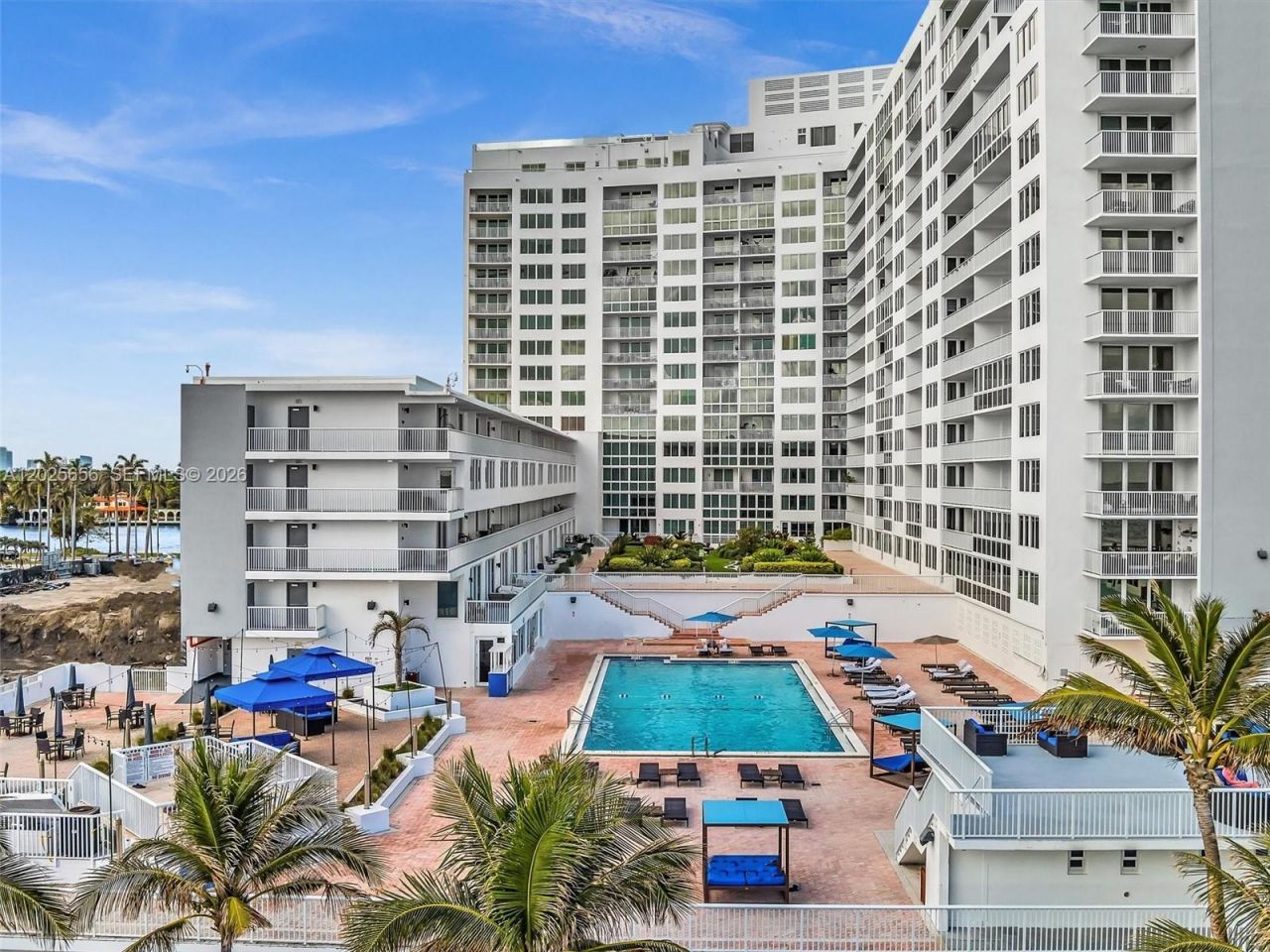 5401 Collins Ave, Unit 107, Miami Beach, FL 33140 Photo